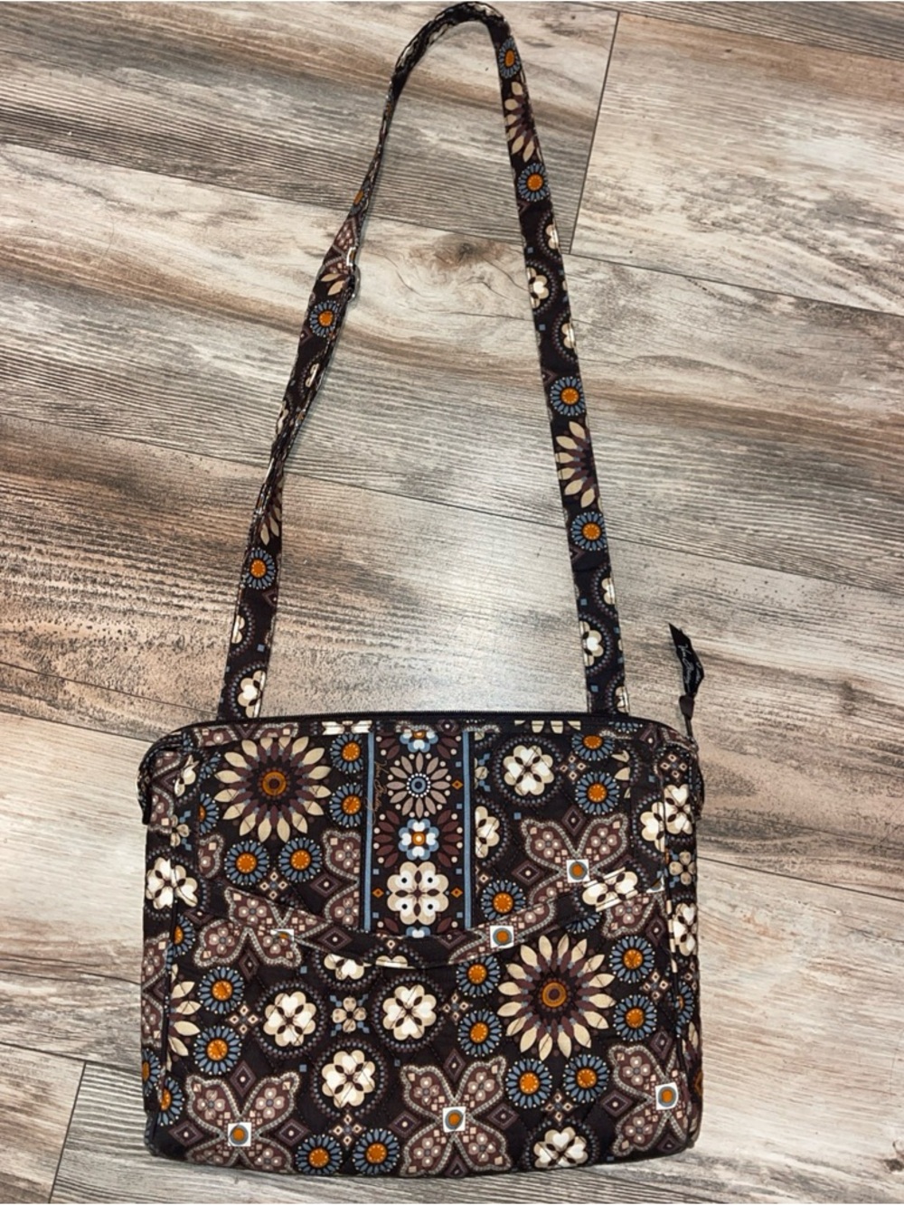 Vera Bradley Crossbody Hobo Purse 2012 Retired  Canyon Pattern Front Flap Tablet
